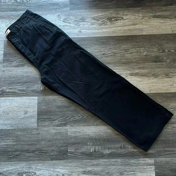 Pants - Buck Mason Straight Leg Trouser